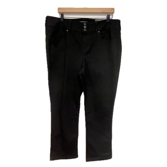 torrid Denim - New Torrid Black Crop Jegging - Size 18